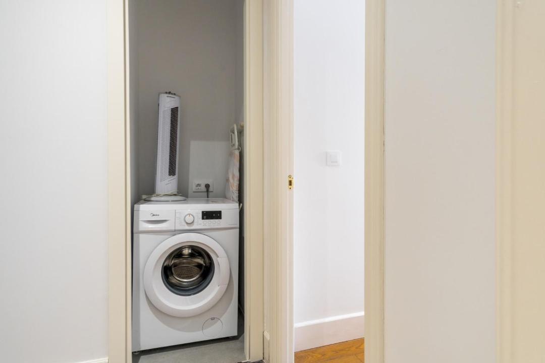 Santa Isabel 1 Apartment Мадрид Екстериор снимка