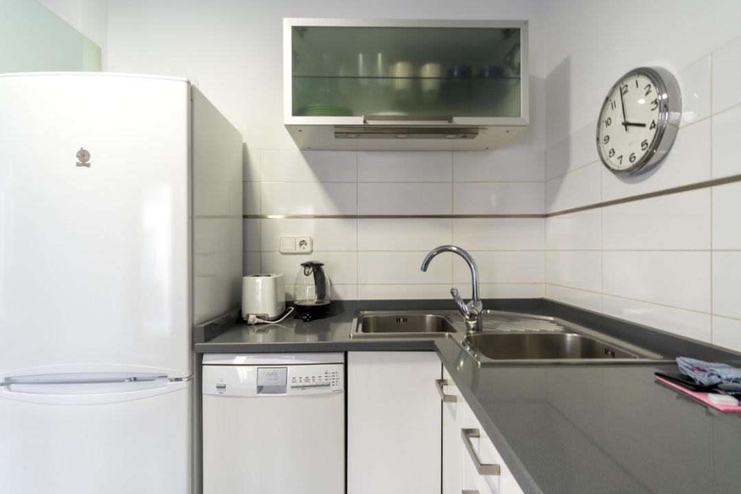 Santa Isabel 1 Apartment Мадрид Екстериор снимка