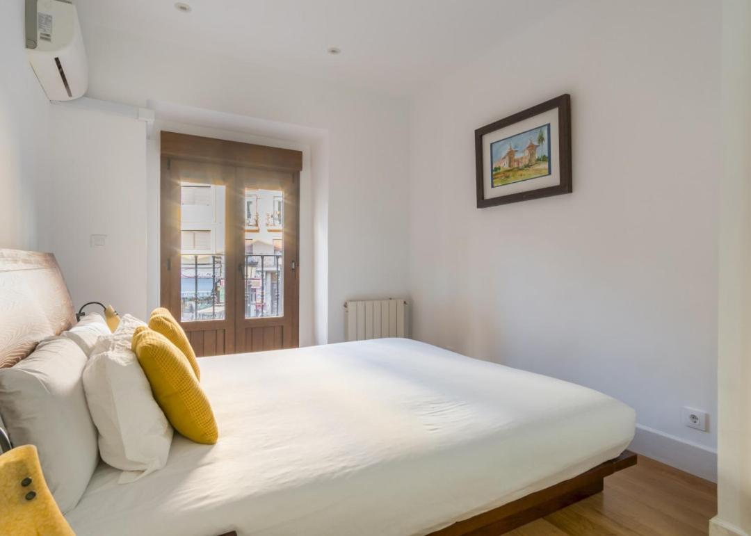 Santa Isabel 1 Apartment Мадрид Екстериор снимка